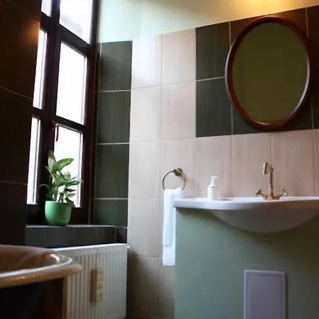 Casa Boutique & Restaurant 招待所 3*